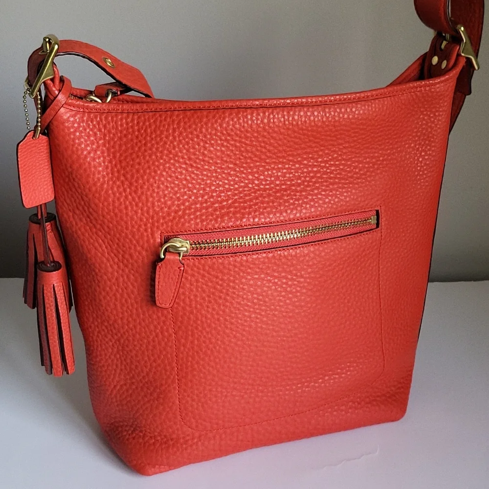 🌷Coach legacy Duffle Vermillion orange